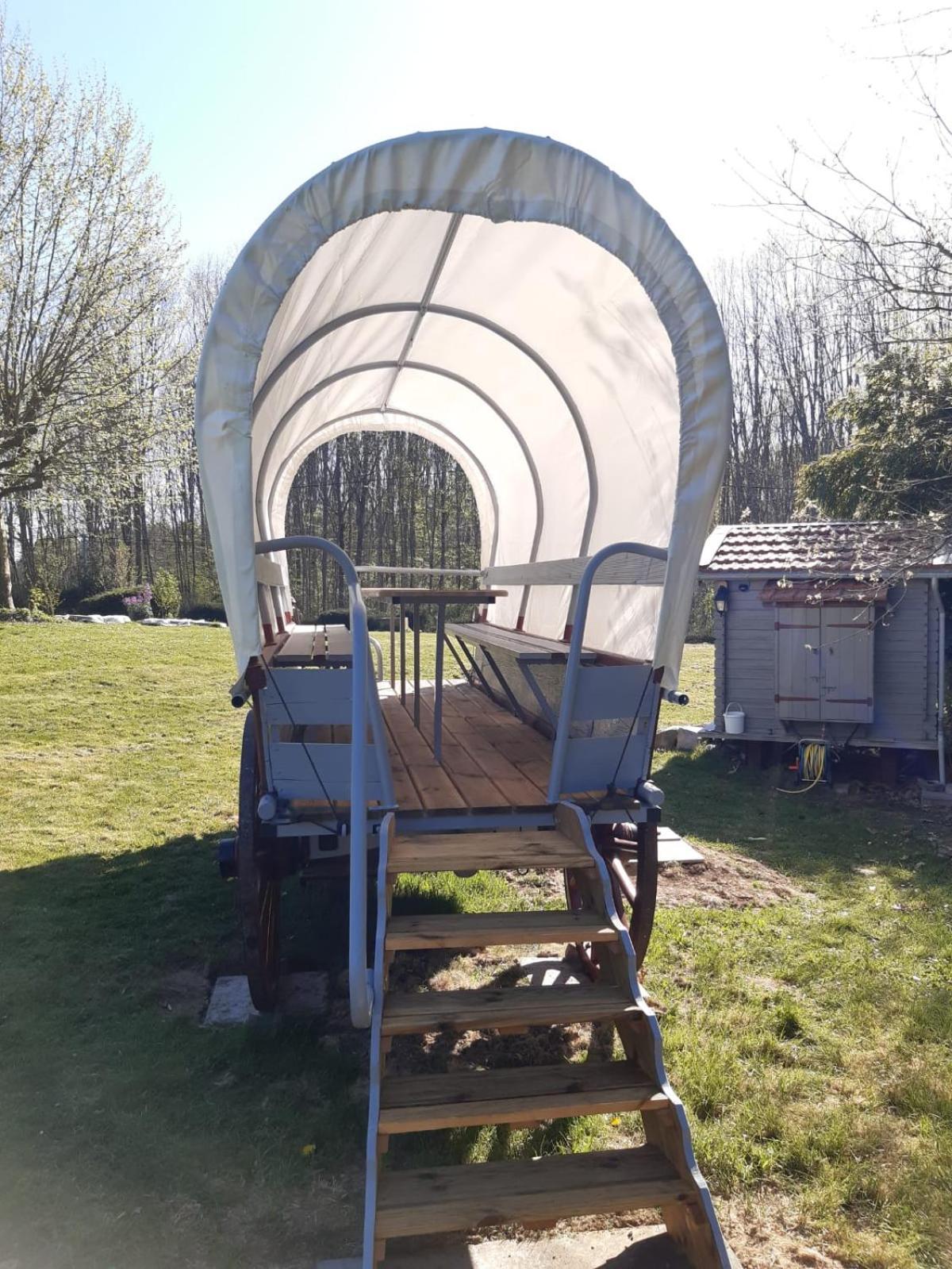 Tente Trappeur Ada, Au Jardin De La Vouivre Saint-Vincent-en-Bresse Exterior foto
